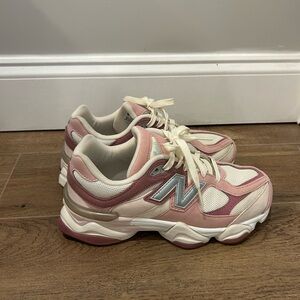New Balance Women's Pink and White Sneakers